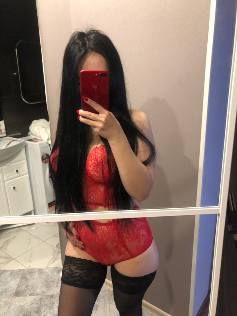 Проститутка Алёна СПб у метро Московская, телефон +7(981)120-30-99
